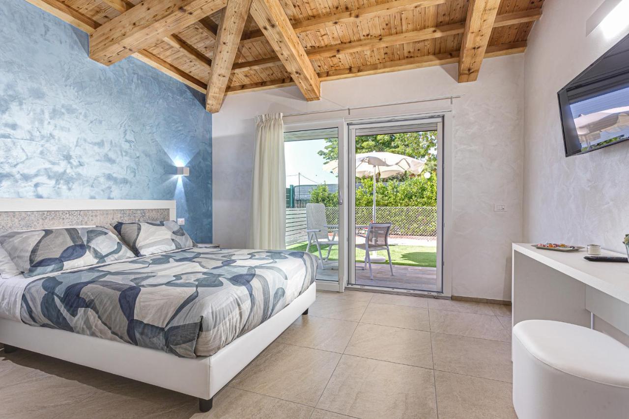 I Delfini - Natural B&B Cesenatico Exterior photo