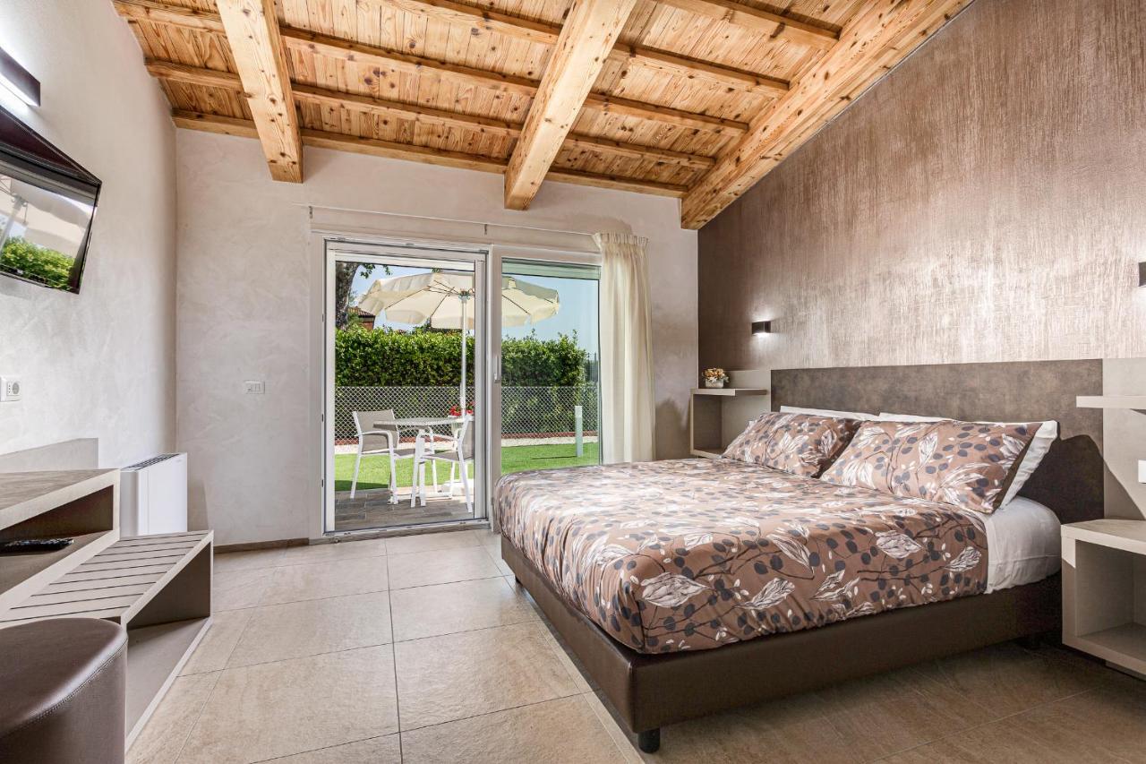 I Delfini - Natural B&B Cesenatico Exterior photo