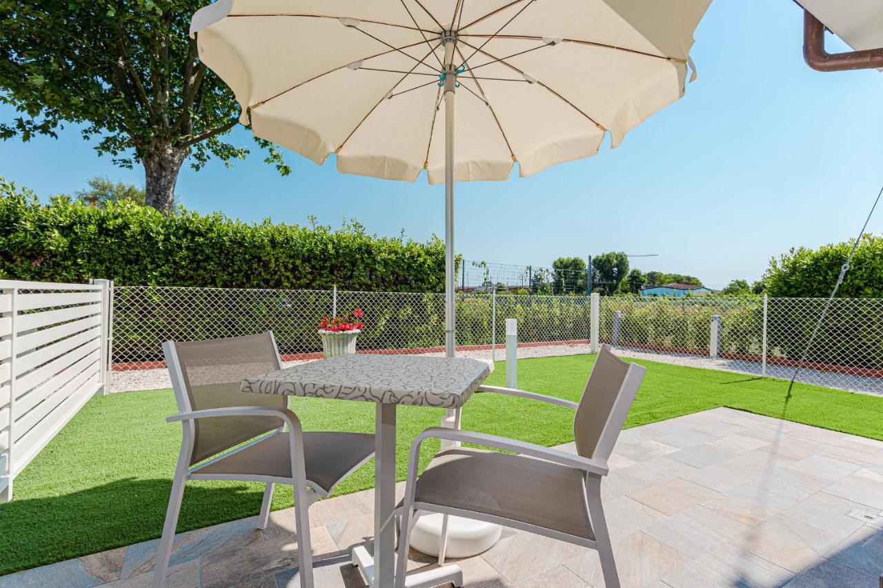 I Delfini - Natural B&B Cesenatico Exterior photo